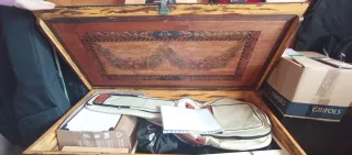 Baúl de madera maciza