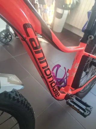 Bicicleta Cannondale Naranja-salmon