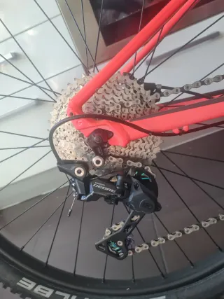 Bicicleta Cannondale Naranja-salmon