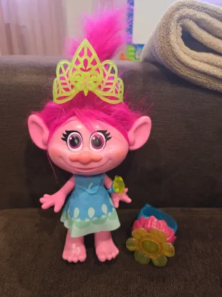 Muñeca Poppy Trolls Interactiva