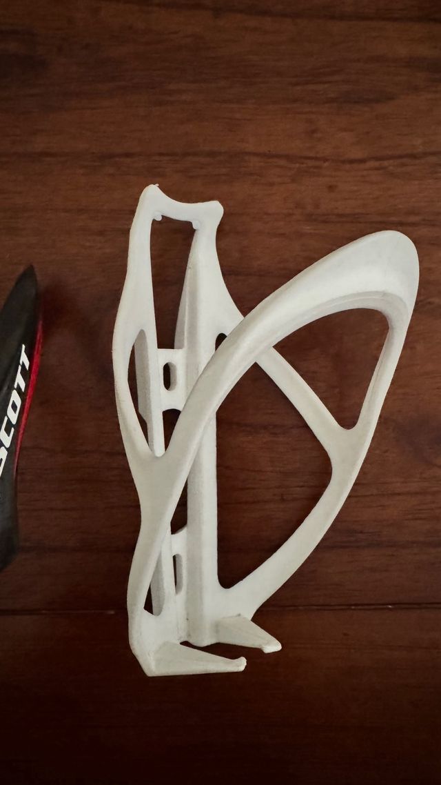 Porta bidones Scott carbono y plástico