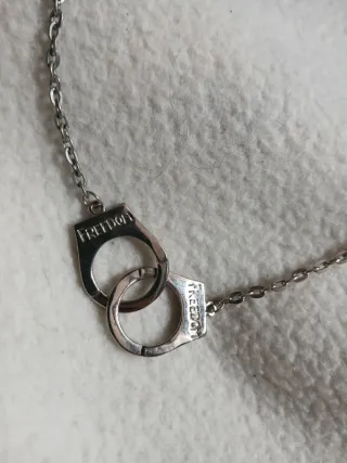 Collana con ciondolo Freedom argento