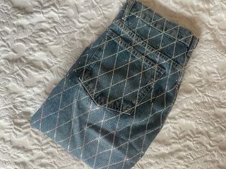 Pantalón vaquero Zara con brillos strass