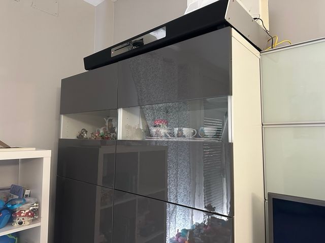 Mueble de salón modular gris y blanco