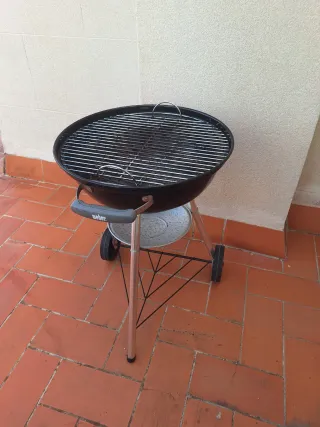 Barbacoa Weber y carbón en regalo 
