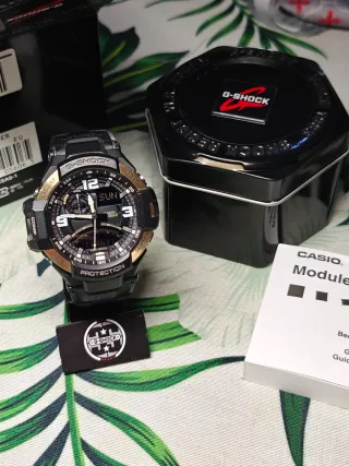 Reloj Casio G-Shock Negro y Dorado