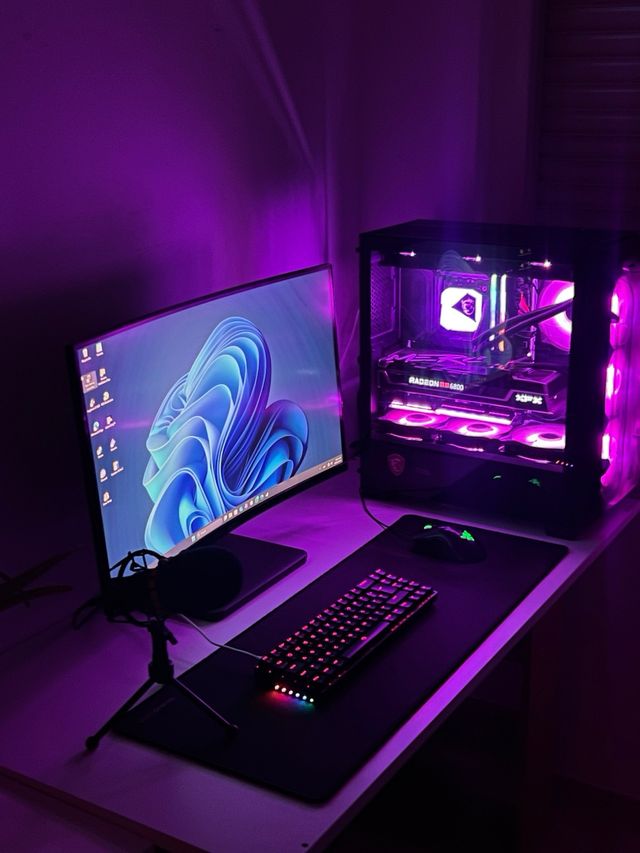 PC Gamer RX 6800 16GB 
precio de hoy