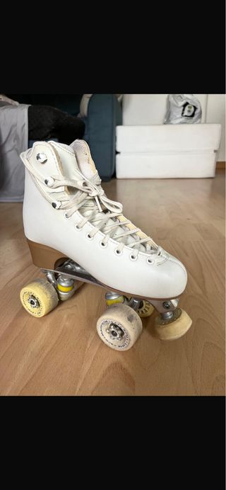 Patines de 4 ruedas blancos