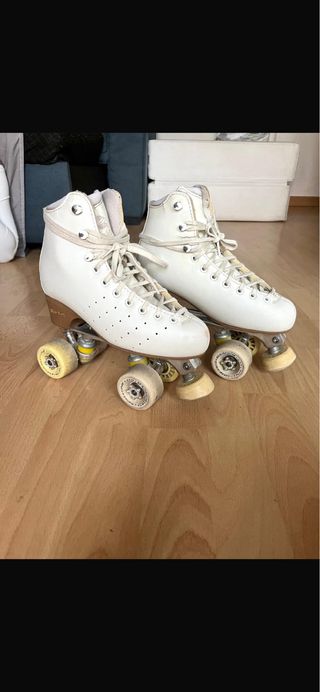 Patines de 4 ruedas blancos