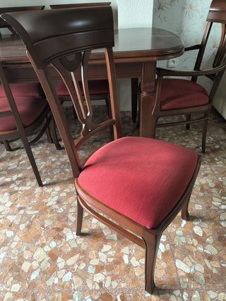 Mesa y 6 Sillas de Comedor Madera