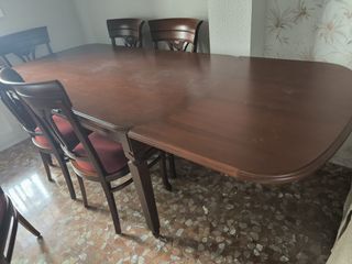 Mesa y 6 Sillas de Comedor Madera