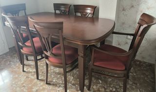 Mesa y 6 Sillas de Comedor Madera