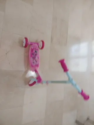 Patinete infantil 3 ruedas Minnie Mouse