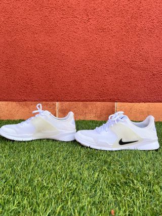Zapatillas Nike Arrowz Talla 40