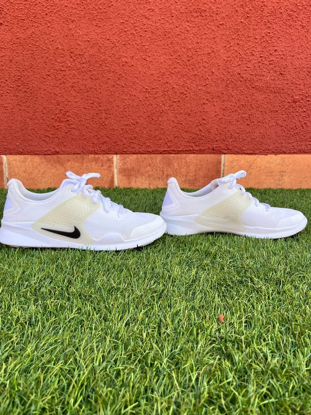 Zapatillas Nike Arrowz Talla 40