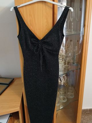 Vestido de fiesta negro brillante