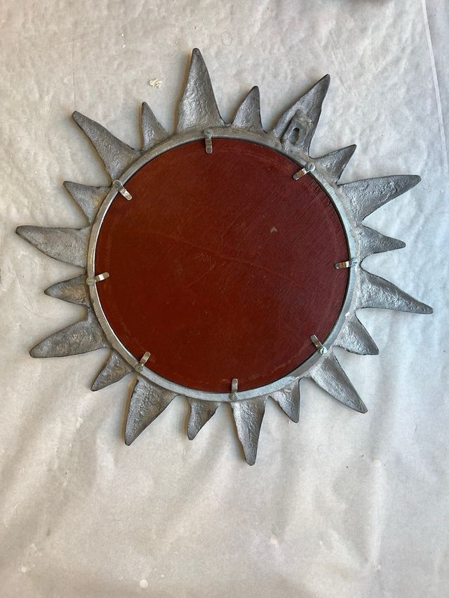 Espejo con forma de sol