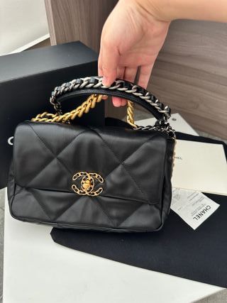 Borsa Chanel 19