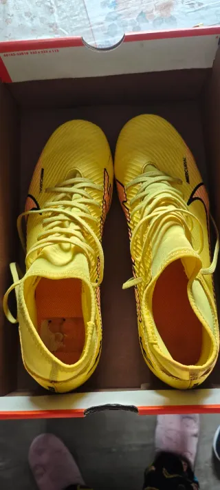 Zapatillas Nike Mercurial Amarillas talla 44