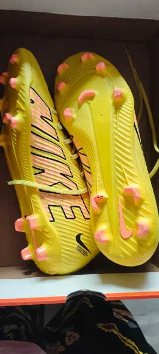 Zapatillas Nike Mercurial Amarillas talla 44