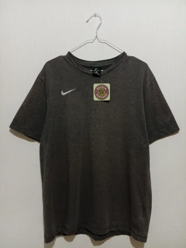 T-shirt Nike Retro Grey taglia L 