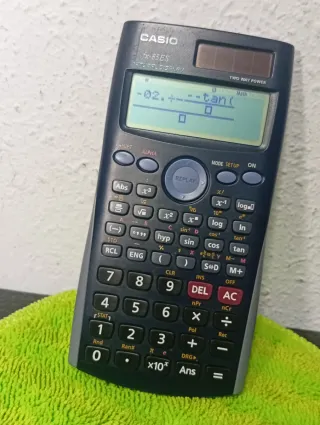 Calculadora Casio FX-85ES Solar