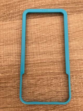 Telaio di guida per l'installazione del vetro temperato.