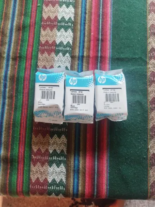 3 Cartuchos Tinta HP 62 (2 Negros, 1 Color)