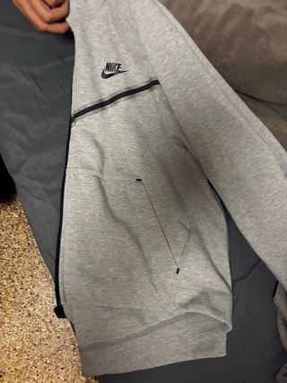 Chaqueta Nike Tech Gris Talla L