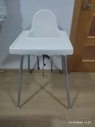Trona bebé IKEA blanca