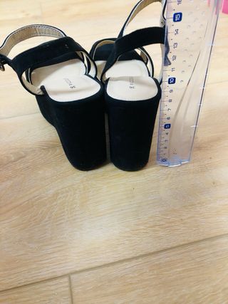 Tacones de cuña negros Talla 37