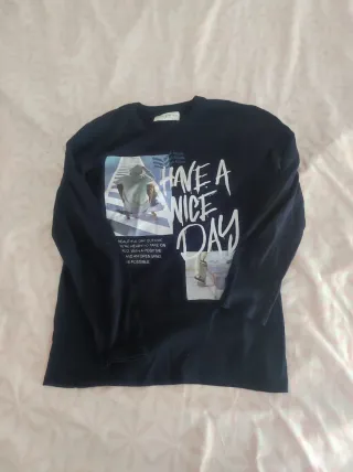 Camiseta manga larga Lefties azul
talla 9-10 años