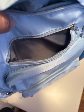 Mochila universitaria celeste