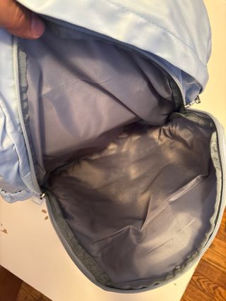 Mochila universitaria celeste