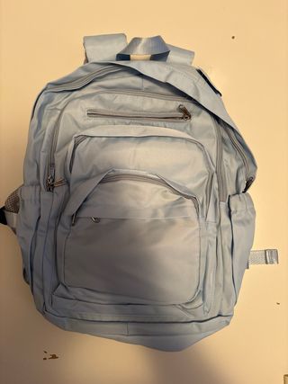 Mochila universitaria celeste