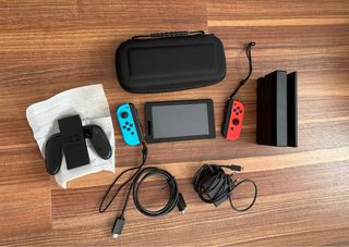 Nintendo Switch Azul y Rojo