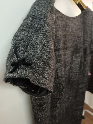 Elegante vestido negro y gris para eventos