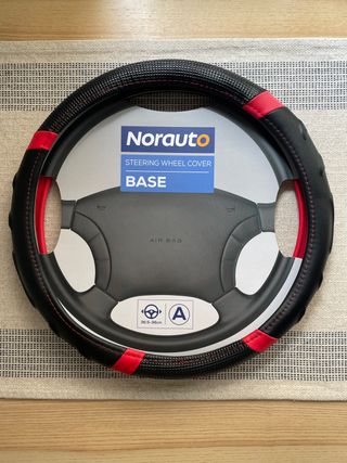 Funda Volante Norauto Base Negra y Roja