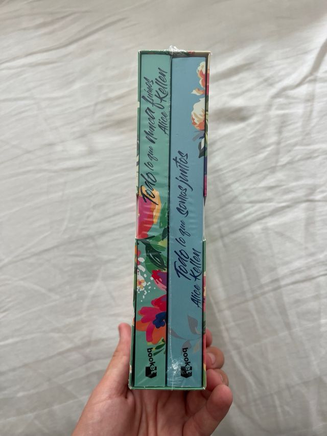 ESTUCHE DEJA QUE OCURRA (ALICE KELLEN)