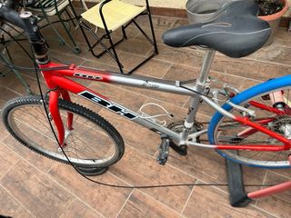 Conjunto Rodillo Élite + Bicicleta BH
