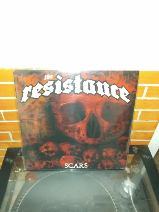 LP The Resistance - Scars