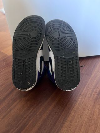 Jordan 1 Mid Viola e Turchese Originale 