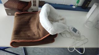 AEG Calentador de Pies Eléctrico FW 5645