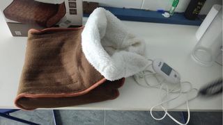 AEG Calentador de Pies Eléctrico FW 5645