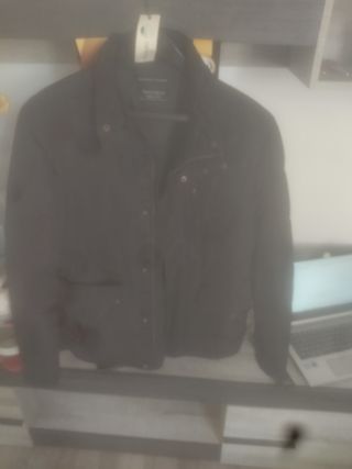 Cazadora Pull and Bear Marrón Talla M