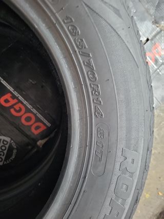 2 Neumáticos 165/70 R14 Roadstone 