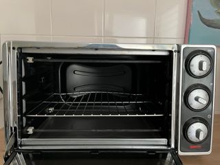 Horno eléctrico DeLonghi 20 litros