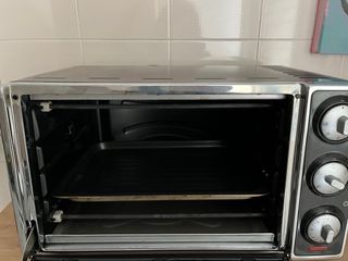 Horno eléctrico DeLonghi 20 litros