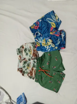 Lote 3 bañadores niño estampados
