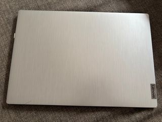 Lenovo IdeaPad 3 81W1 Plata